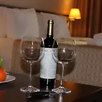 Hotel Kendros 4*