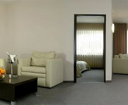 Хотел кендрос 4*